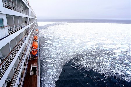 simsearch:6119-07968983,k - Cruise Ship bow passing icy snow arctic waters near Spitsbergen, Svalbard, Norway. Stock Photo - Budget Royalty-Free & Subscription, Code: 400-08221616