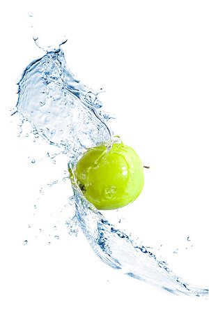 simsearch:400-04167332,k - Green apple with water splash, isolated on white background Stock Photo - Budget Royalty-Free & Subscription, Code: 400-08222515