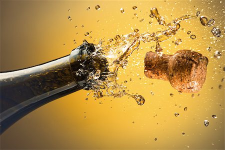 Opening a bottle of champagne. Celebration concept. Foto de stock - Royalty-Free Super Valor e Assinatura, Número: 400-08254746