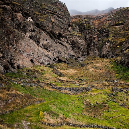 simsearch:400-05119652,k - Vanis Qvabebi cave monastery in Georgia, built in 8th century Stock Photo - Budget Royalty-Free & Subscription, Code: 400-08254765