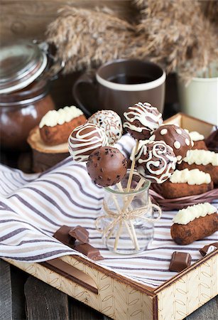 Homemade chocolate cake pops - candy sticks Stock Photo - Budget Royalty-Free & Subscription, Code: 400-08255361
