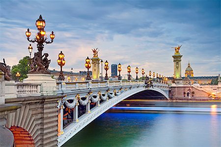 simsearch:400-06063916,k - Image of the Alexandre III Bridge located in Paris, France. Stockbilder - Microstock & Abonnement, Bildnummer: 400-08255387