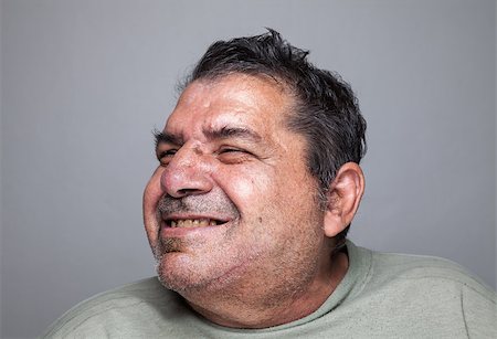 simsearch:400-04069319,k - Closeup portrait of an elderly man Foto de stock - Super Valor sin royalties y Suscripción, Código: 400-08255996