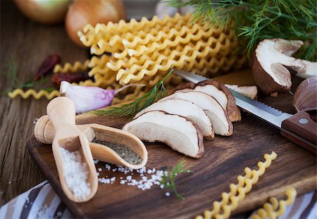 simsearch:400-03992643,k - Ingredients for porcini pasta on cutting board, making process Stock Photo - Budget Royalty-Free & Subscription, Code: 400-08257582