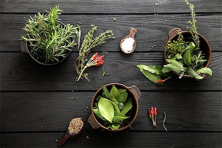 Mediterranean herbs and  ingredients: rosemary, thyme, sage, salt, oregano Stockbilder - Microstock & Abonnement, Bildnummer: 400-08250280