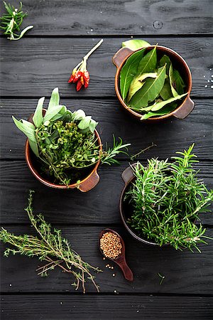 simsearch:400-05666507,k - Mediterranean herbs and  ingredients: rosemary, thyme, sage, salt, oregano Stock Photo - Budget Royalty-Free & Subscription, Code: 400-08250281