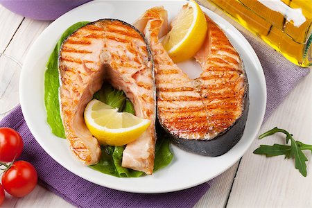 simsearch:400-05295567,k - Grilled salmon and white wine on wooden table Stock Photo - Budget Royalty-Free & Subscription, Code: 400-08284672