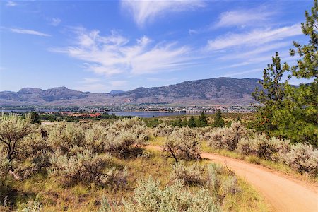 simsearch:400-04412215,k - Landscape with mountains, lake and blue sky with tiny clouds. Photographie de stock - Aubaine LD & Abonnement, Code: 400-08287931