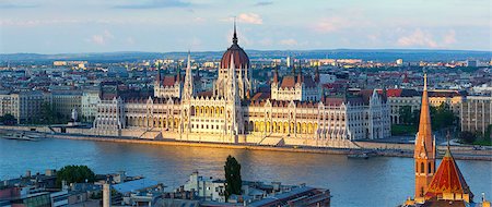 simsearch:400-07472830,k - Budapest parliament in the sunset lights Stock Photo - Budget Royalty-Free & Subscription, Code: 400-08282813
