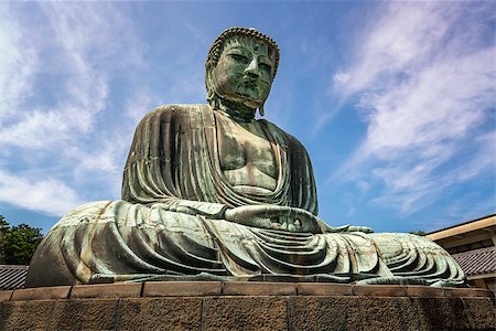 daibutsu - The Great Buddha of Kamakura (Kamakura Daibutsu), a bronze statue of Amida Buddha in Kotokuin Temple, Kamakura, Kanagawa, Japan Foto de stock - Super Valor sin royalties y Suscripción, Código: 400-08283459