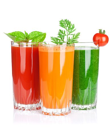 simsearch:400-08343170,k - Fresh vegetable smoothie. Tomato, cucumber, carrot. Isolated on white background Foto de stock - Super Valor sin royalties y Suscripción, Código: 400-08298055