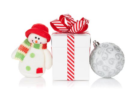 simsearch:400-07933751,k - Christmas gift box, bauble and snowman toy. Isolated on white background Photographie de stock - Aubaine LD & Abonnement, Code: 400-08298127