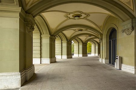 simsearch:400-05170838,k - arcade of Federal Palace of Switzerland in the Bern Stockbilder - Microstock & Abonnement, Bildnummer: 400-08290544