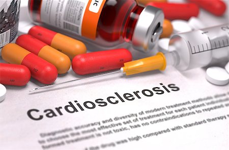 simsearch:400-08376875,k - Cardiosclerosis - Printed Diagnosis with Blurred Text. On Background of Medicaments Composition - Red Pills, Injections and Syringe. Photographie de stock - Aubaine LD & Abonnement, Code: 400-08291079