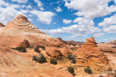 Vivid sandstone formation in Coyote Buttes North. These formations could be seen in Paria Canyon-Vermilion Cliffs Wilderness between the towns of Kanab, Utah and Page, Arizona. USA Foto de stock - Royalty-Free Super Valor e Assinatura, Número: 400-08315675