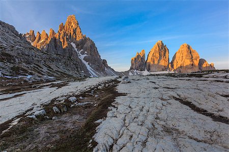 porojnicu (artist) - Tre cime di Lavaredo reflected from a lake, Dolomite Alps, Italy Stock Photo - Budget Royalty-Free & Subscription, Code: 400-08316069