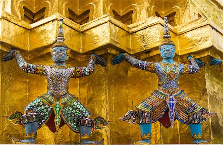 emerald buddha - The demon statue supporting golden pagoda on Grand Palace, Temple of the Emerald Buddha Wat Phra Kaew, Bangkok, Thailand Stock Photo - Budget Royalty-Free & Subscription, Code: 400-08320161