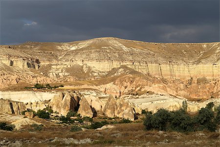 Beautiful views of the mountains in Cappadocia in Turkey Foto de stock - Super Valor sin royalties y Suscripción, Código: 400-08320288