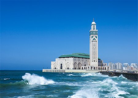 simsearch:400-08107467,k - The Hassan II Mosque in Casablanca is the largest mosque in Morocco Stock Photo - Budget Royalty-Free & Subscription, Code: 400-08331968