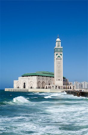 simsearch:400-08107467,k - The Hassan II Mosque in Casablanca is the largest mosque in Morocco Stock Photo - Budget Royalty-Free & Subscription, Code: 400-08331969