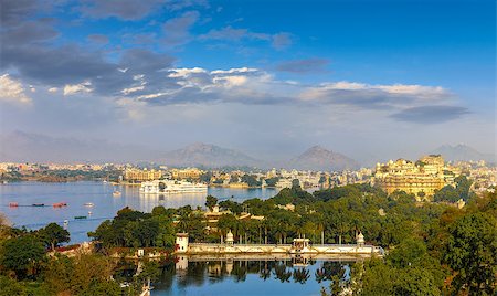 Panoramic view of Udaipur, Lake Pichola and City Palace - Rajasthan, India, Asia Stock Photo - Budget Royalty-Free & Subscription, Code: 400-08332327