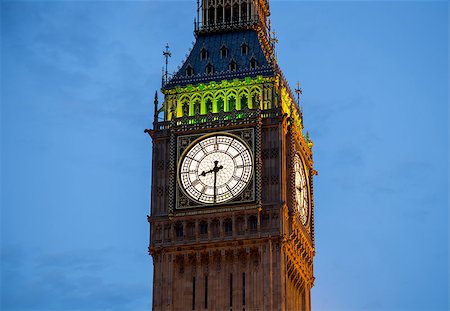 simsearch:400-05184120,k - Big Ben lit  up at night, Westminster, London, UK Photographie de stock - Aubaine LD & Abonnement, Code: 400-08332892