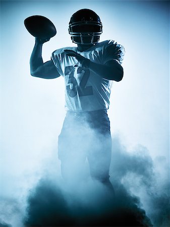 simsearch:400-08787080,k - one american football player portrait in silhouette shadow on white background Foto de stock - Super Valor sin royalties y Suscripción, Código: 400-08342057