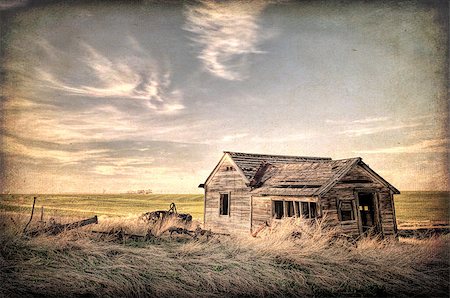 old abandoned house and farming machinery on Colorado prairie with texture effect finish Stock Photo - Budget Royalty-Free & Subscription, Code: 400-08342474