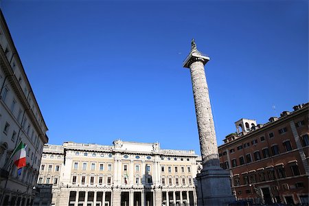 simsearch:400-05709385,k - Column of Marcus Aurelius at Square Piazza Colonna in Rome, Italy Photographie de stock - Aubaine LD & Abonnement, Code: 400-08375151