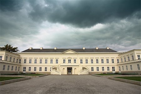 The Herrenhausen Gardens in Hanover, Germany Stockbilder - Microstock & Abonnement, Bildnummer: 400-08375661