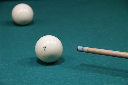 simsearch:400-08156505,k - Billiard balls in a pool table in the closeup Fotografie stock - Microstock e Abbonamento, Codice: 400-08370361