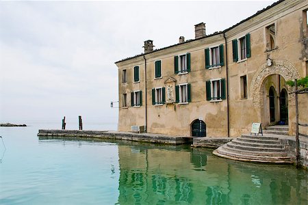 Bay of sirens, Lake Garda - Verona, Italy Stock Photo - Budget Royalty-Free & Subscription, Code: 400-08370488