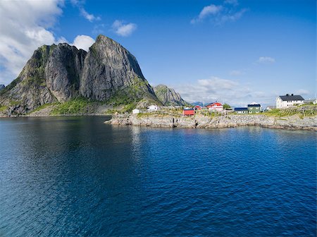 simsearch:400-08428494,k - Scenic view of picturesque fjord on Lofoten islands, Norway Stockbilder - Microstock & Abonnement, Bildnummer: 400-08370809