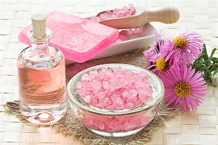SPA treatment set with sea salt, rose aroma oil and soap bar Fotografie stock - Microstock e Abbonamento, Codice: 400-08371857