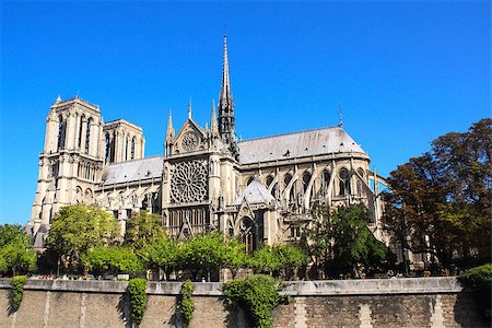 simsearch:400-08372171,k - Famous Cathedral of Notre Dame de Paris, Paris, France Fotografie stock - Microstock e Abbonamento, Codice: 400-08372171