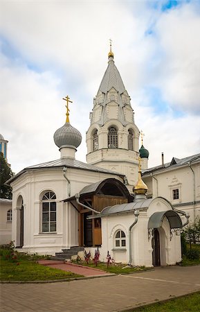 simsearch:400-05933207,k - Nikitsky monastery. The Church Of The Annunciation in Pereslavl-Zalessky, Russia Foto de stock - Super Valor sin royalties y Suscripción, Código: 400-08372271