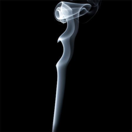 simsearch:400-04709089,k - Photo of abstract smoke on black background. Studio shot. Foto de stock - Super Valor sin royalties y Suscripción, Código: 400-08372542