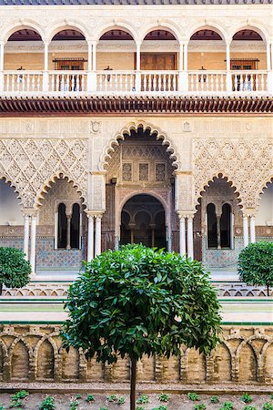 Spain, Andalusia Region. Detail of Alcazar Royal Palace garden in Seville. Stock Photo - Budget Royalty-Free & Subscription, Code: 400-08406459