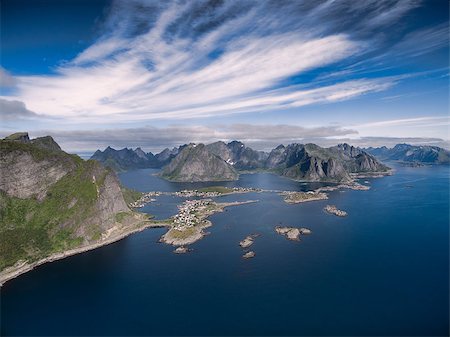 simsearch:400-08428494,k - Lofoten islands from air, scenic view of Reine, Norway Stockbilder - Microstock & Abonnement, Bildnummer: 400-08400602