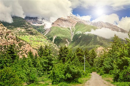 simsearch:400-07682483,k - beautiful mountains landscape from rural road in cloudy day in Nepal, Annapurna trekking Photographie de stock - Aubaine LD & Abonnement, Code: 400-08401050