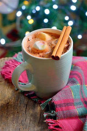 Hot chocolate with marshmallows on old table Stock Photo - Budget Royalty-Free & Subscription, Code: 400-08401799
