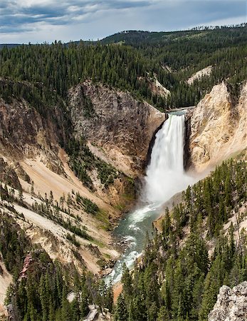 Yellowstone Falls in Yellowstone National Park, Wyoming. Stock Photo - Budget Royalty-Free & Subscription, Code: 400-08402607