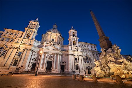 plaza navona - Rome, Italy: Piazza Navona, Sant'Agnese in Agone Church Navona in the sunrise Foto de stock - Super Valor sin royalties y Suscripción, Código: 400-08411593