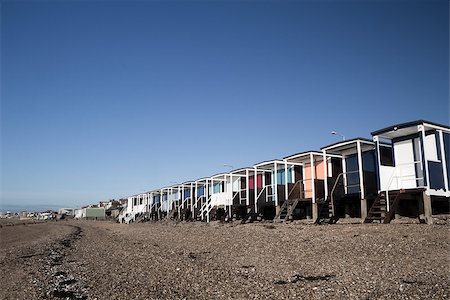 simsearch:400-05881319,k - Beach Huts at Thorpe Bay, near Southend-on-Sea, Essex, England Stockbilder - Microstock & Abonnement, Bildnummer: 400-08428379