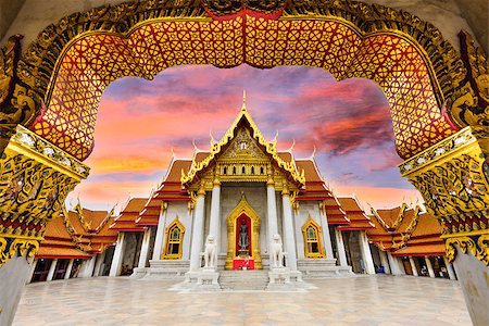 simsearch:400-06855214,k - Marble Temple of Bangkok, Thailand. Foto de stock - Super Valor sin royalties y Suscripción, Código: 400-08434067