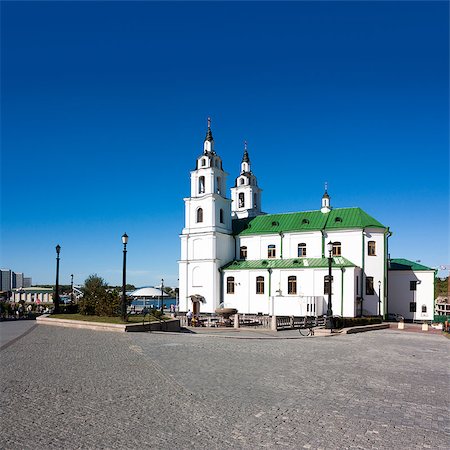 simsearch:400-08430819,k - Holy Spirit Cathedral in Minsk, Belarus. View of Main Orthodox Church in Historical Center Nemiga. Square Photo with Copy Space. Stockbilder - Microstock & Abonnement, Bildnummer: 400-08430650
