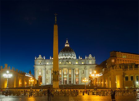 simsearch:400-04821854,k - St. Peter's cathedral  in Rome at night with lights, Italy Fotografie stock - Microstock e Abbonamento, Codice: 400-08431299