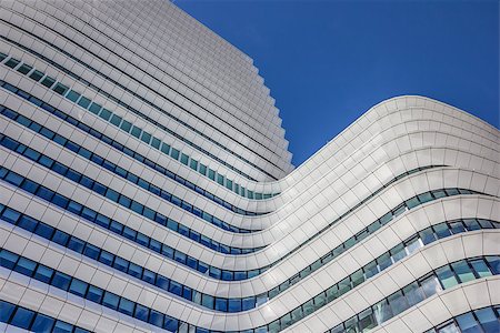 Modern architecture of a government building in Groningen, Holland Photographie de stock - Aubaine LD & Abonnement, Code: 400-08432434