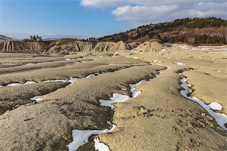 simsearch:400-06482097,k - Mud Volcanoes in winter. Location: Buzau Romania Stock Photo - Budget Royalty-Free & Subscription, Code: 400-08432444