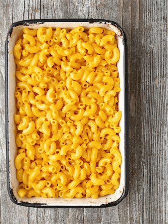 simsearch:400-08433641,k - close up of rustic macaroni and cheese Foto de stock - Super Valor sin royalties y Suscripción, Código: 400-08432470